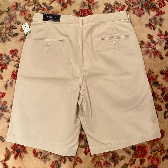 Brooks Brothers Shorts NWT Size 34 - Picture 3 of 6